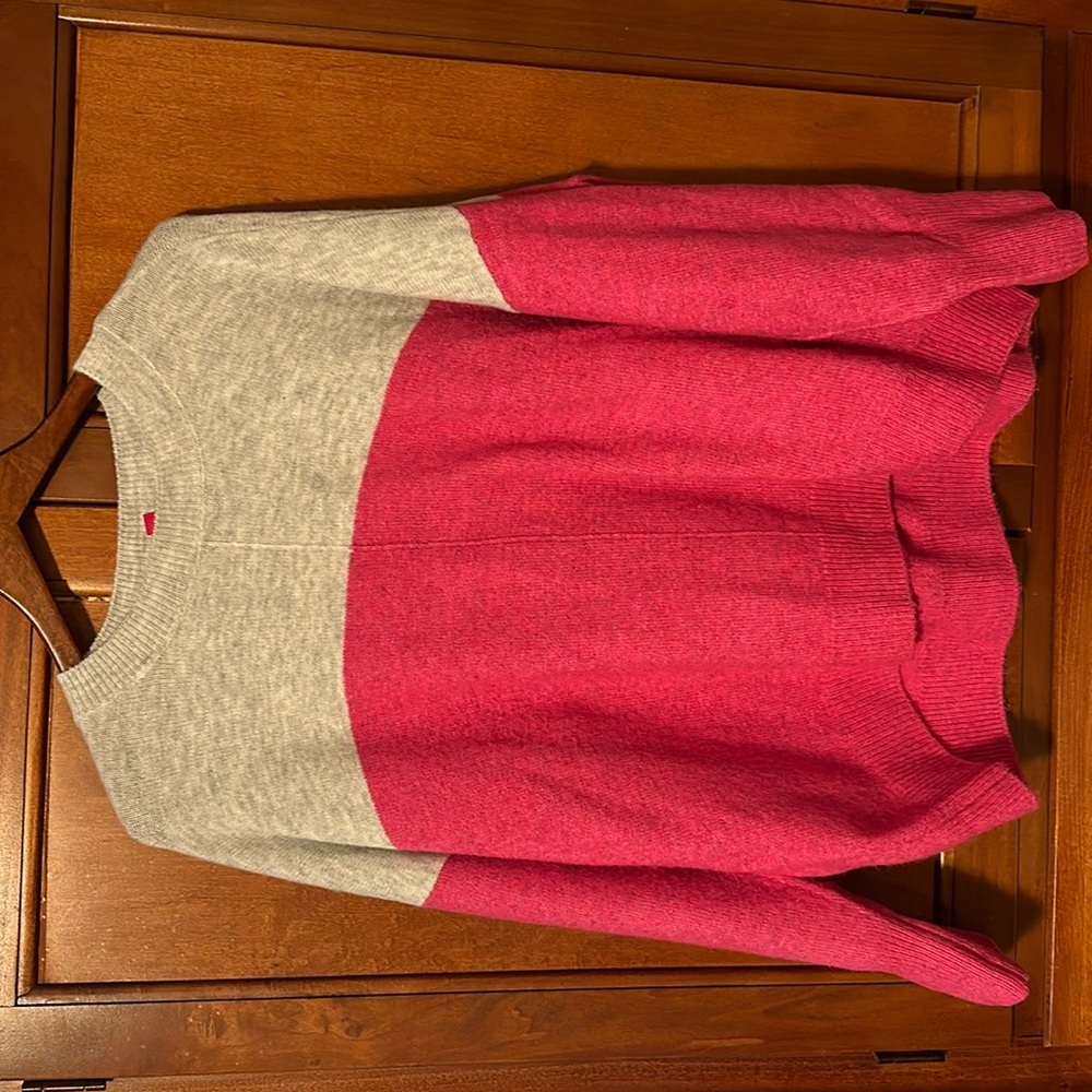Women’s Vince Camuto Color Block Sweater in Gray and Pink - Size XL